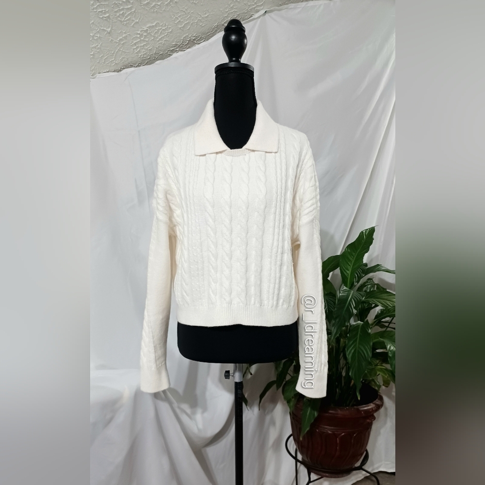 NWT Perfectly Soft Cable Cropped Sweater Size Medium In Snow Day